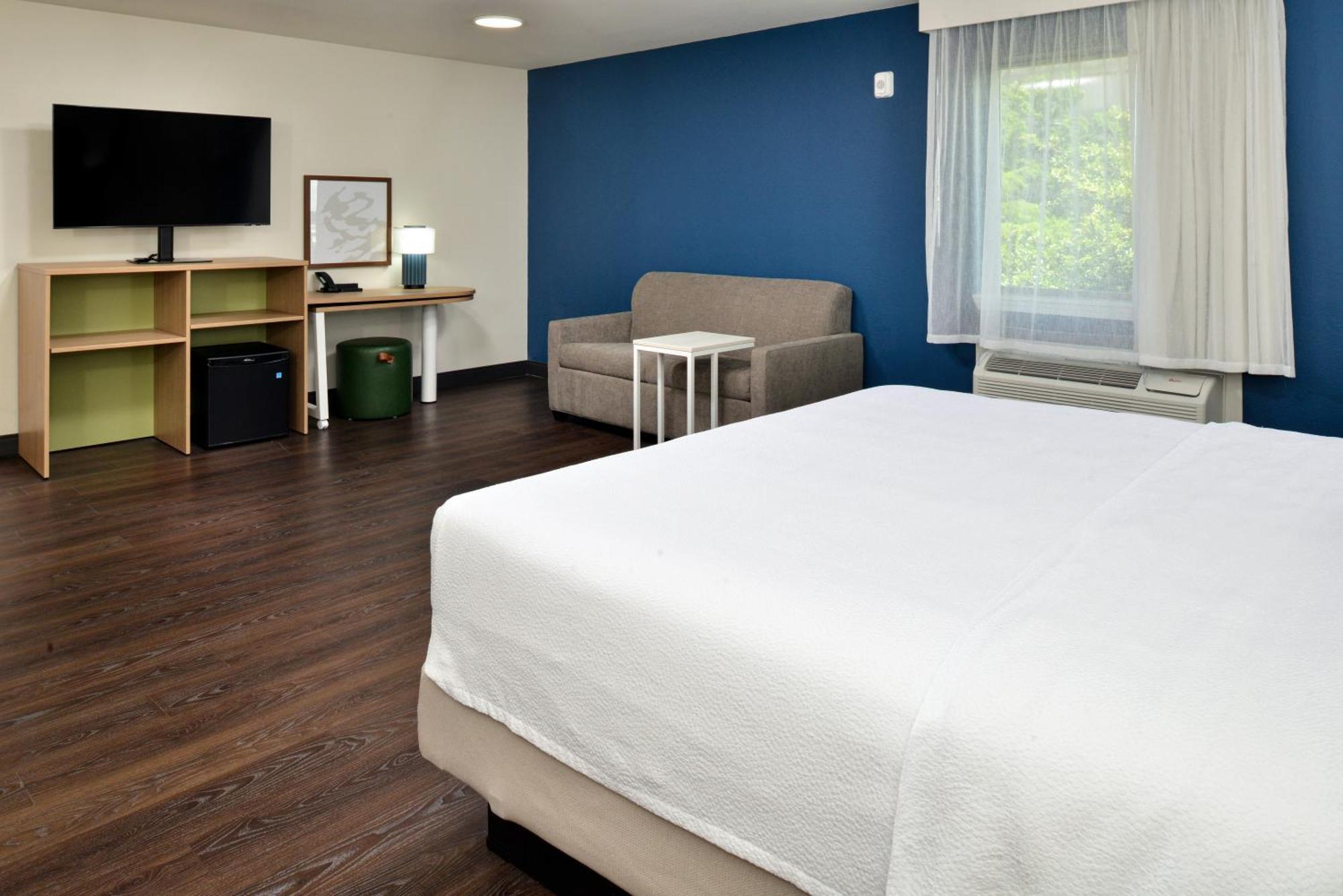 Hotel Spark By Hilton Market Center 3*